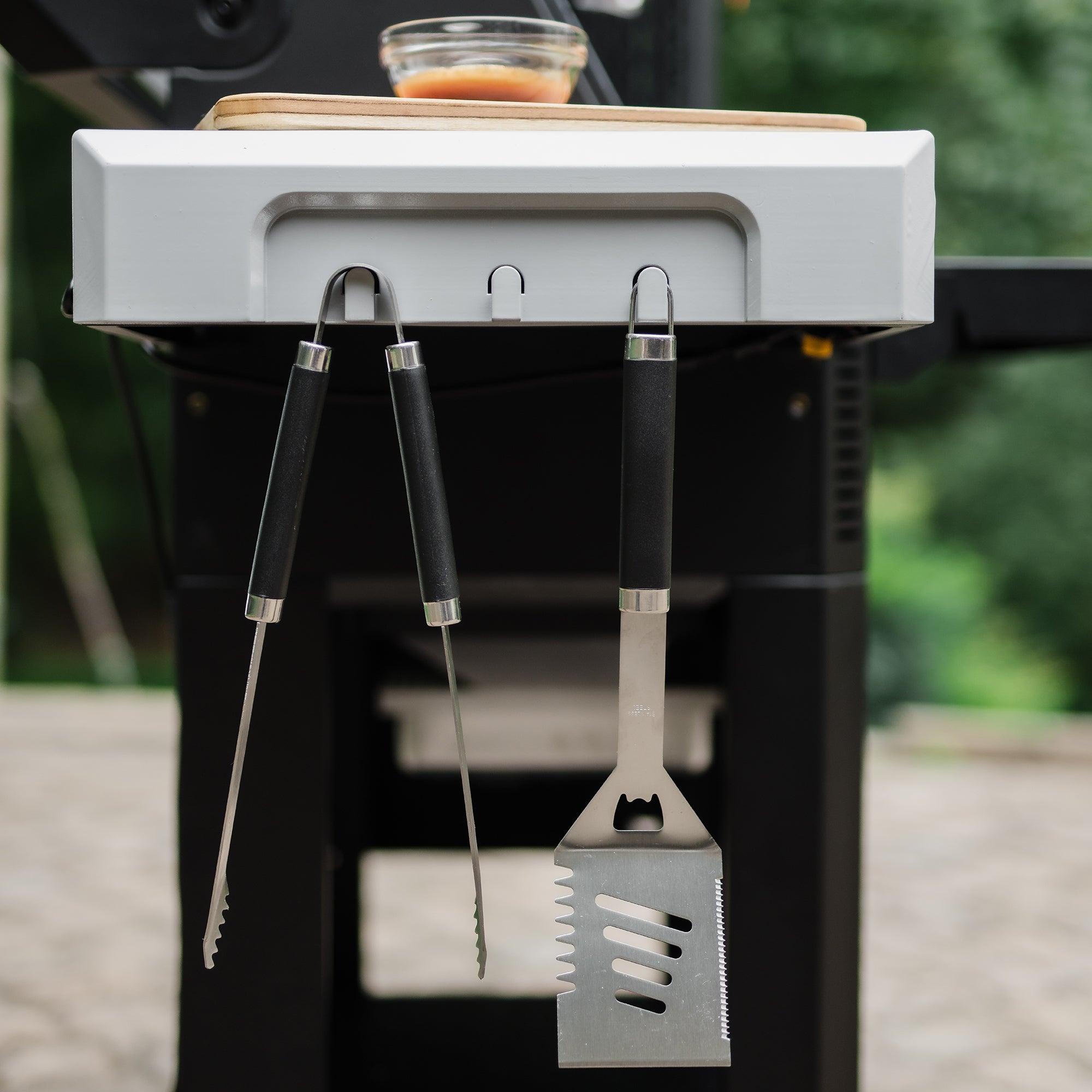 Masterbuilt Gravity Series 600 Digital WiFi Charcoal Grill and Smoker with PIZZA OVEN ATTACHMENT